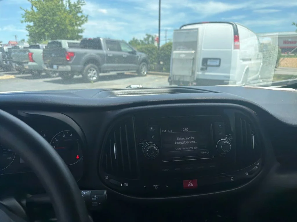 Used 2022 White Ram Base image 15