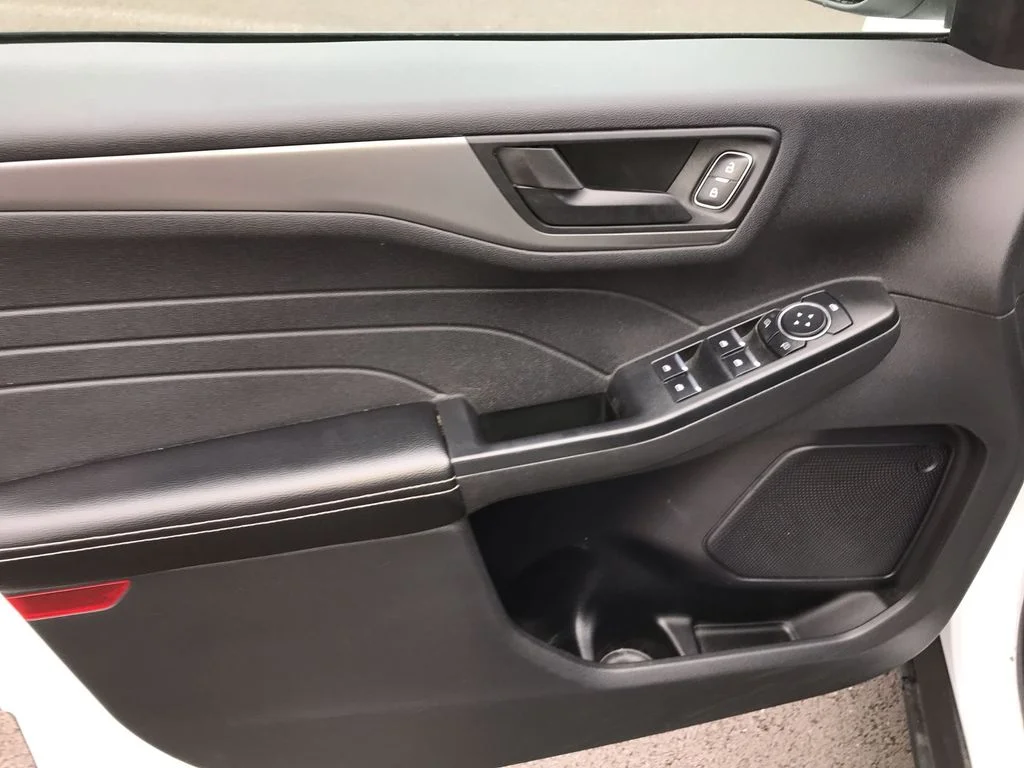 Used 2023 White Ford Active image 13
