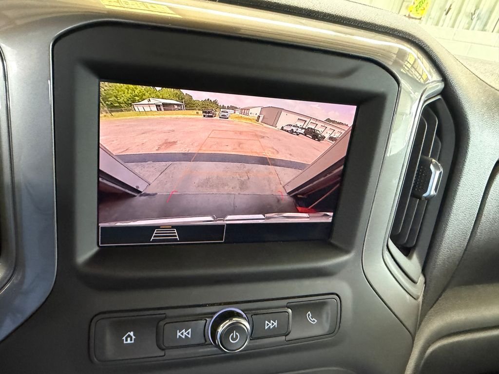 Used 2022 White GMC Pro image 16