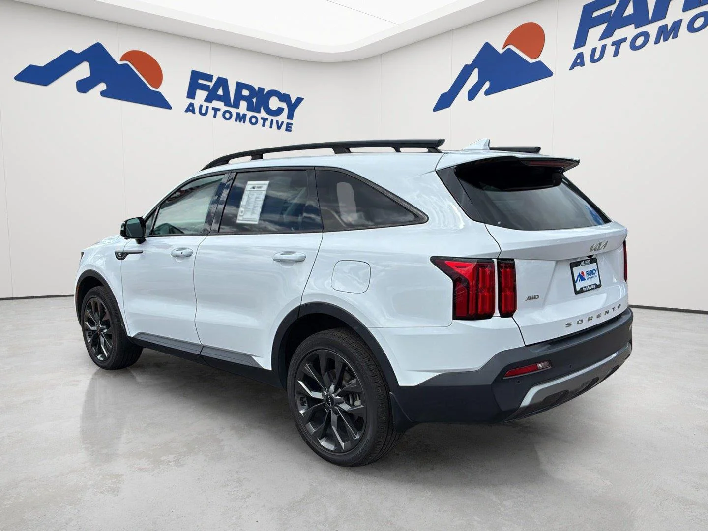 Used 2022 Glacial White Pearl Kia X-Line SX Prestige image 17