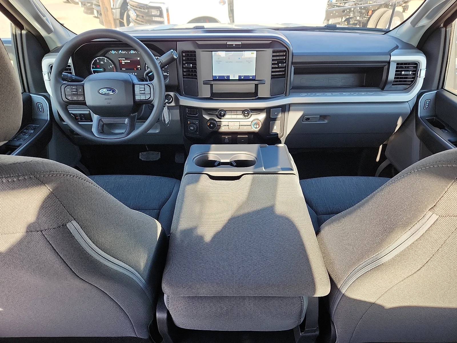 New 2027 Oxford White Ford XL image 13