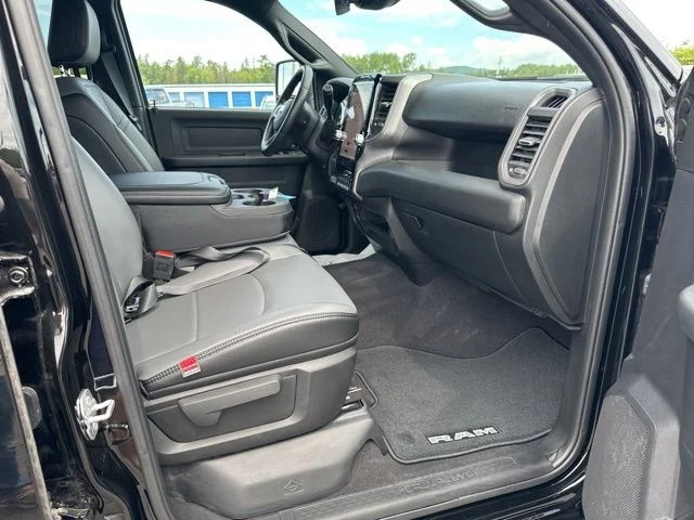 2025 RAM 2500 Tradesman - Photo 11