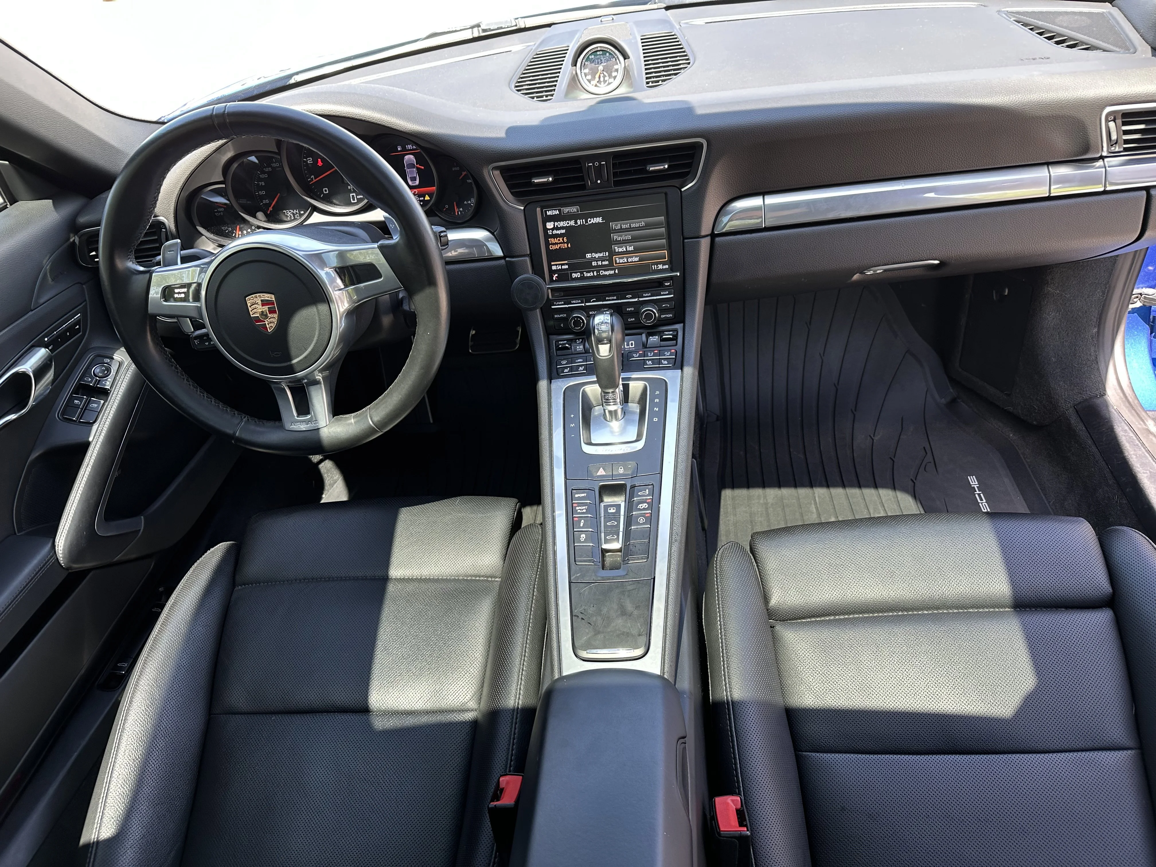 Used 2014 Sapphire Blue Metallic Porsche Carrera 4S image 10
