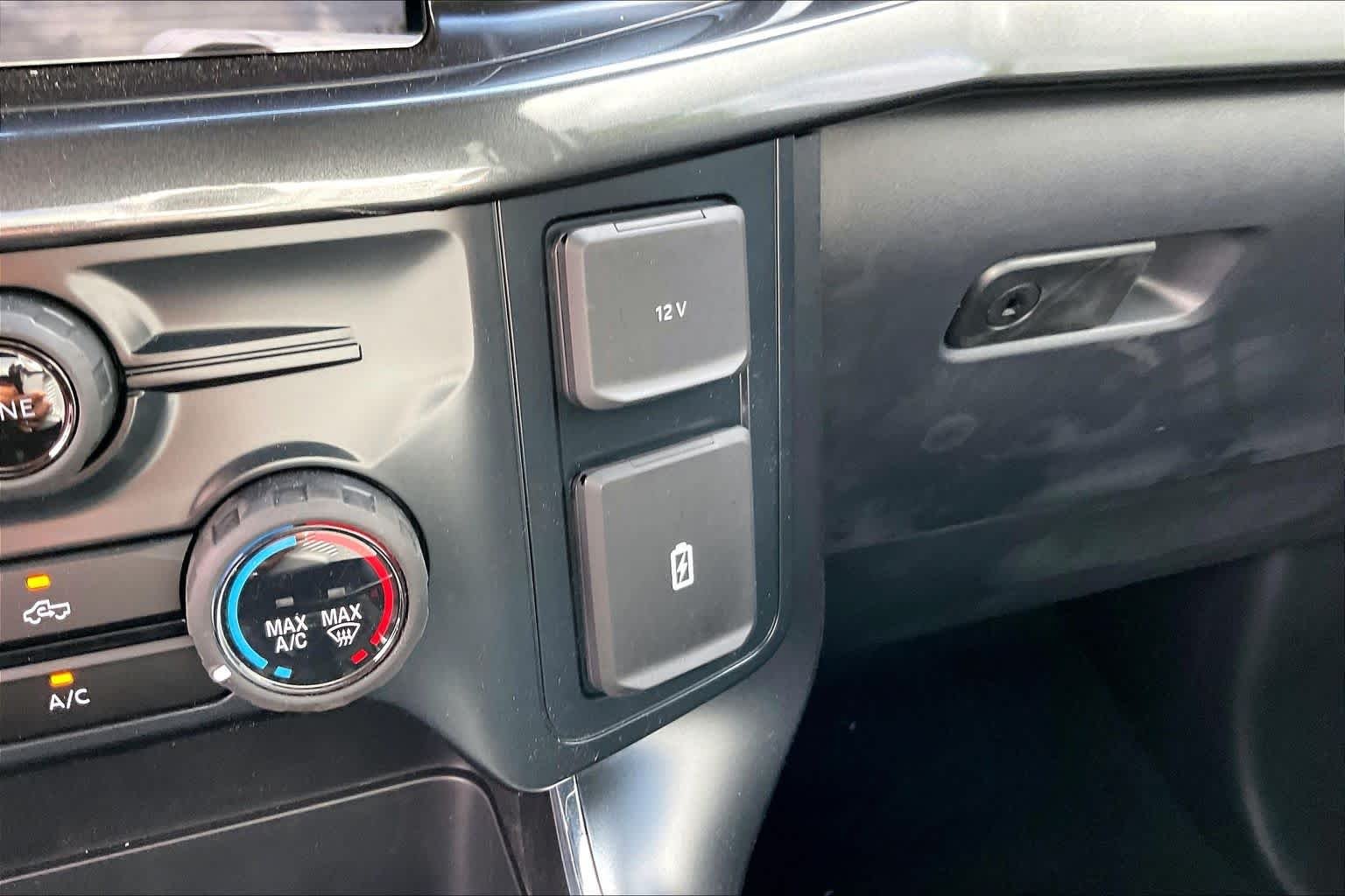 New 2026 Oxford White Ford STX® image 17