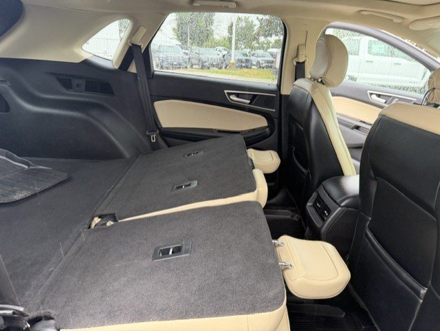 Used 2018 Blue Metallic Ford SEL image 35
