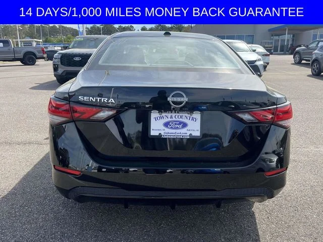 Used 2025 Black Nissan SV image 4