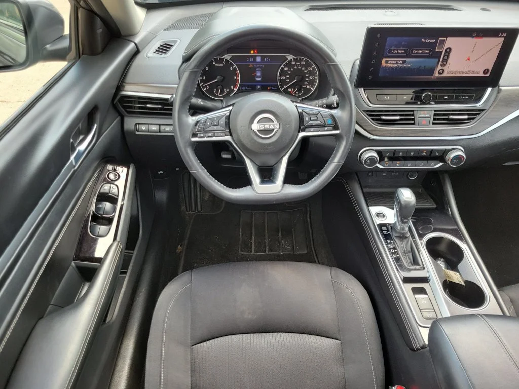 Used 2023 Gray Nissan 2.5 SV image 12