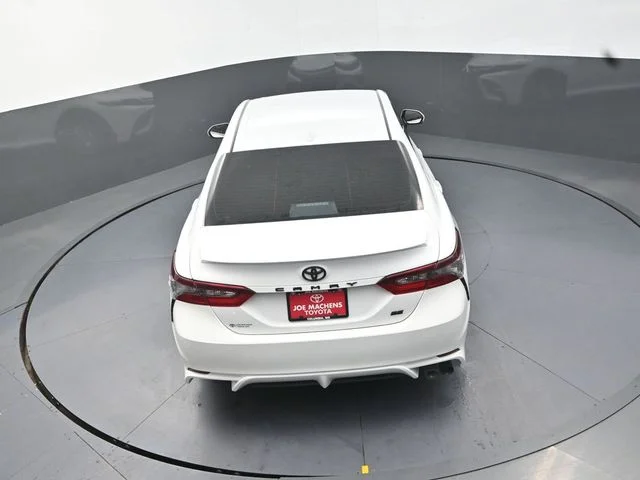 Used 2024 White Toyota SE image 27