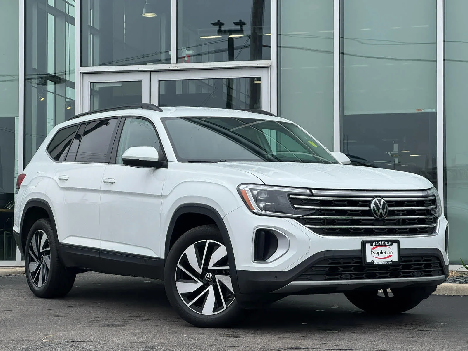 2025 Volkswagen Atlas 2.0T SE w/Tech 4MOTION's photo