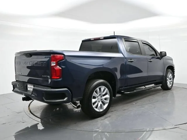 Used 2020 NORTHSKY BLUE METALLIC Chevrolet Custom image 7