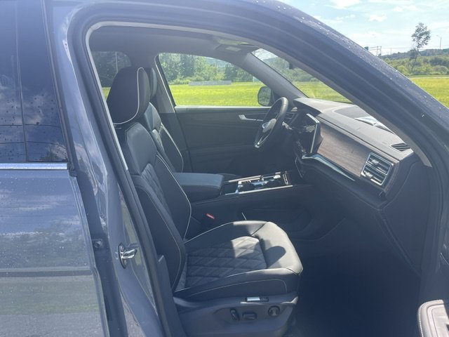 New 2026 Pure Gray Volkswagen 2.0T SEL Premium R-Line image 11