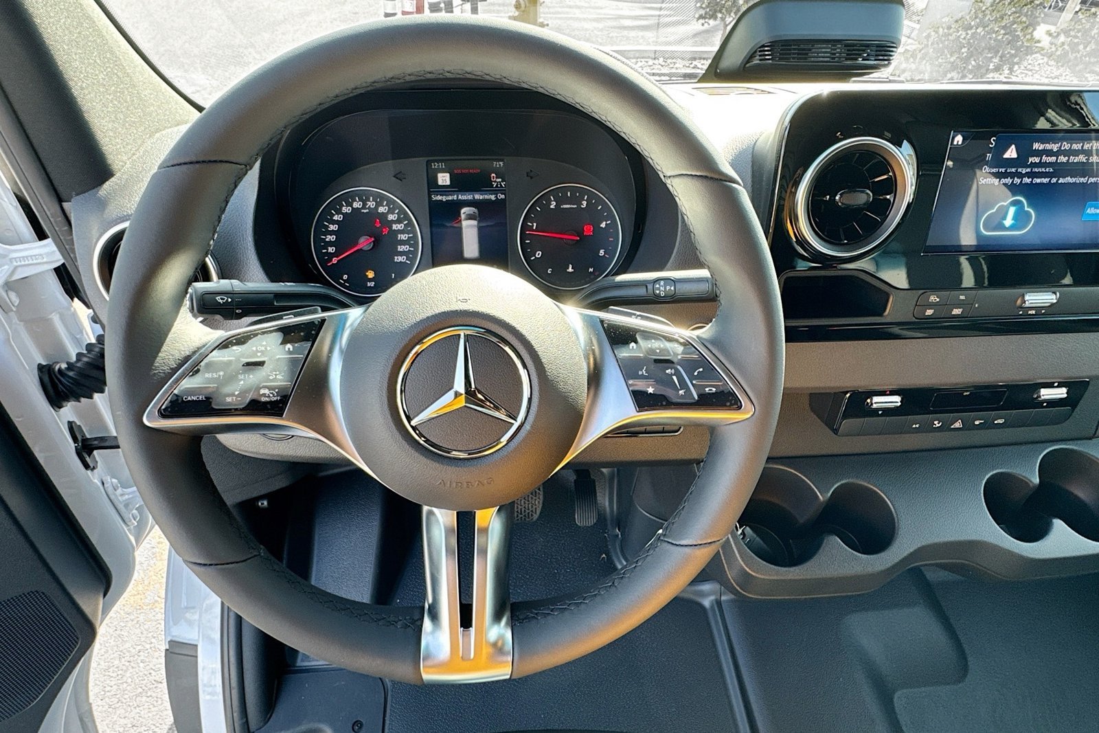 New 2026 Arctic White Mercedes-Benz  image 11