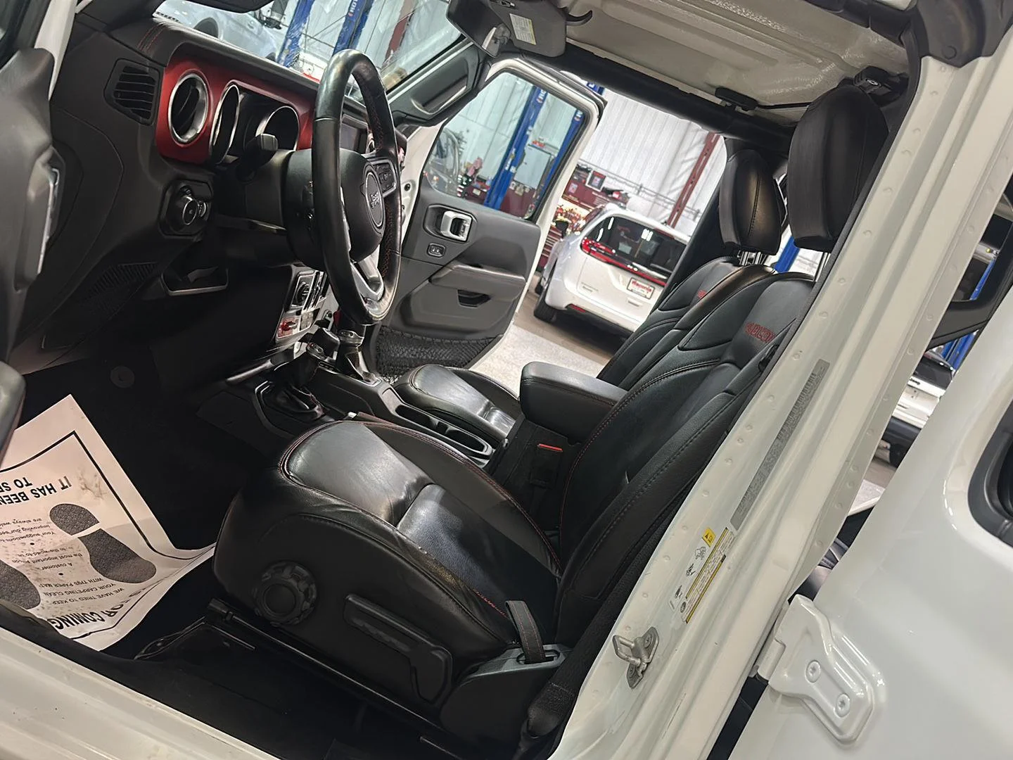 Used 2020 Bright White Clearcoat Jeep Rubicon image 15