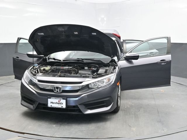 Used 2018 Gray Honda LX image 43
