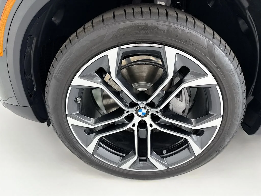New 2026 Gray BMW sDrive40i image 29