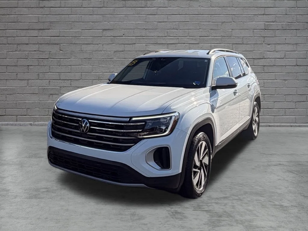 2025 Volkswagen Atlas SE w/Tech
