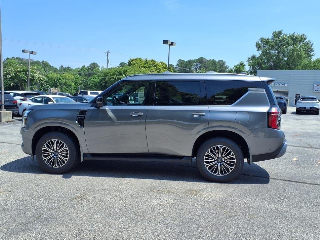 2025 Nissan Armada SL - Photo 7