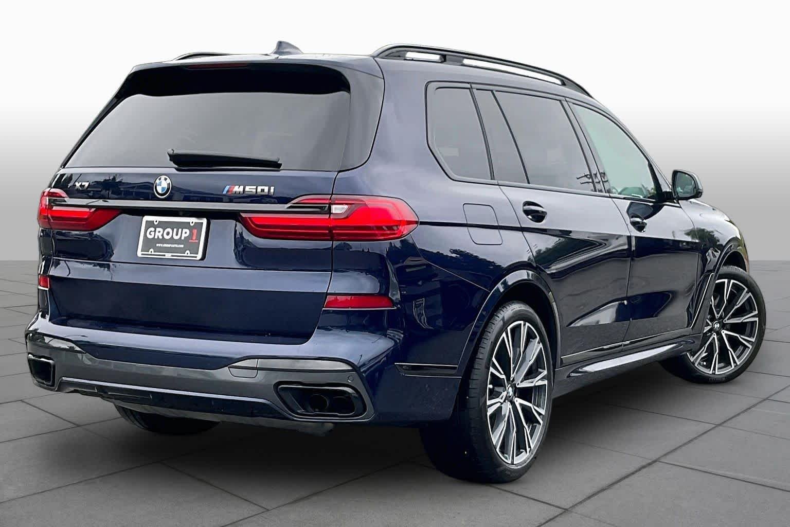 Used 2021 Tanzanite Blue II Metallic BMW M50i image 12