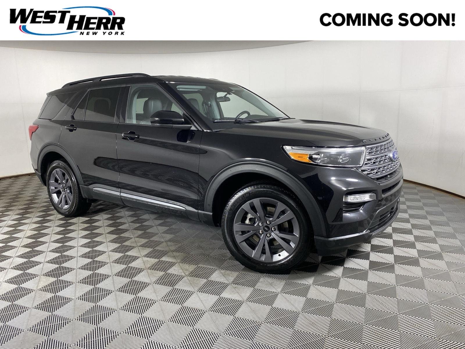 Used 2024 Agate Black Ford XLT image 1