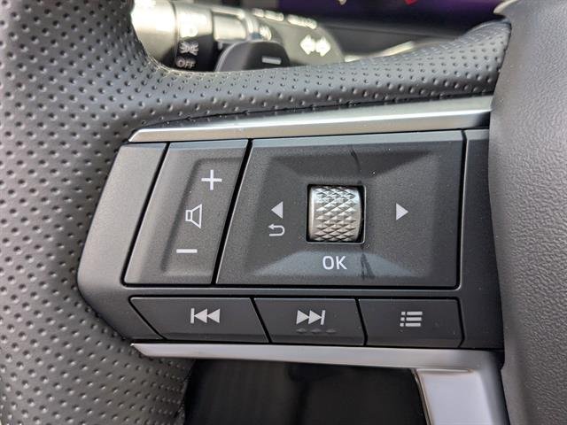 New 2025 Black Diamond Mitsubishi SE image 23
