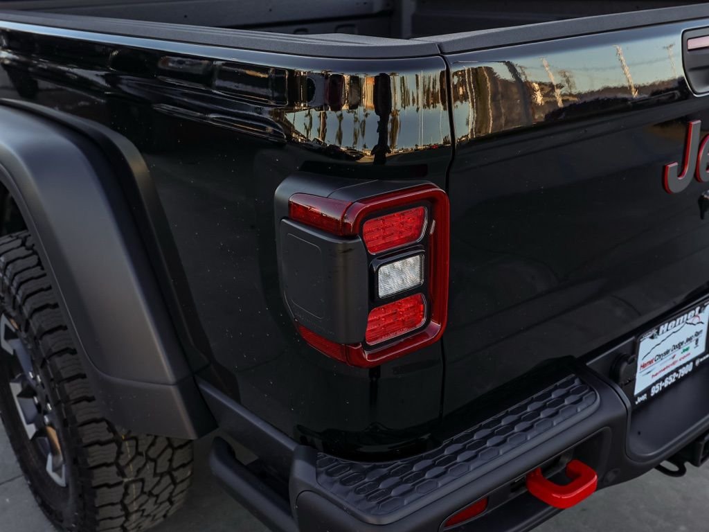 New 2026 Black Clear-Coat Exterior Paint Jeep Rubicon image 6