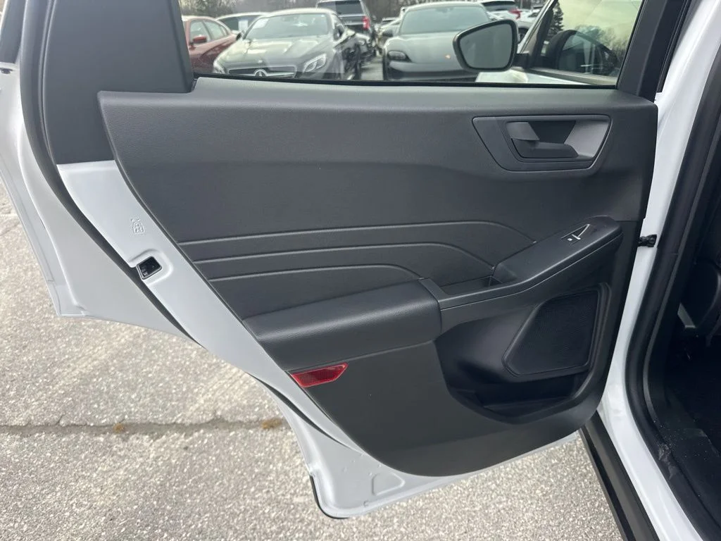 Used 2024 White Ford Active image 25