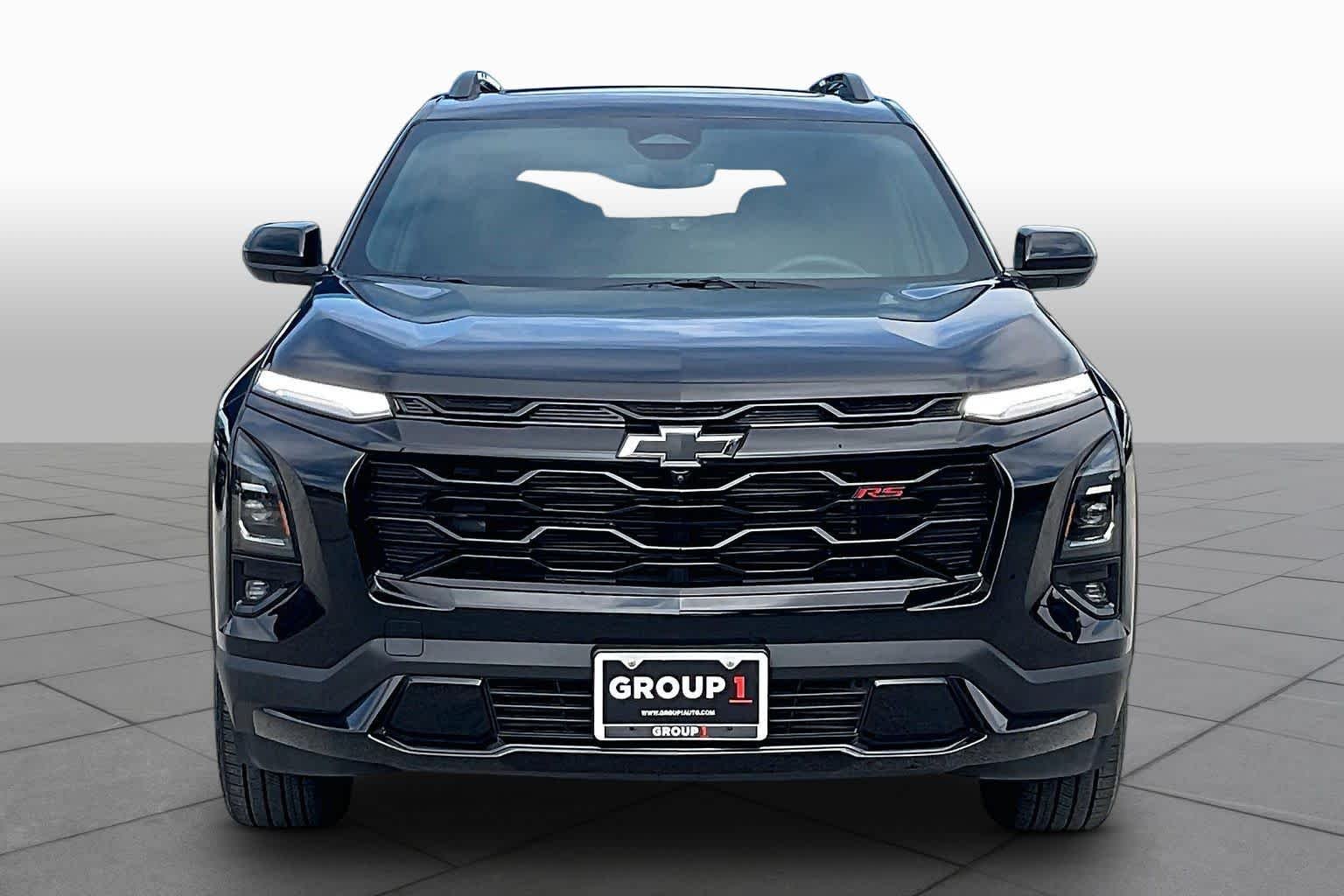 Used 2025 Mosaic Black Metallic Chevrolet AWD RS image 4