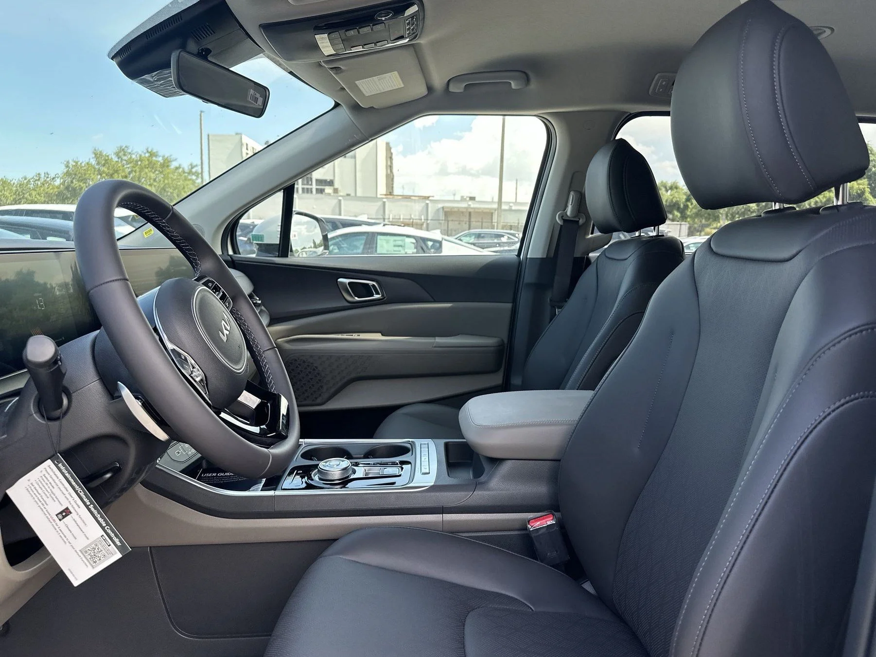 New 2026 Snow White Pearl Kia EX image 15
