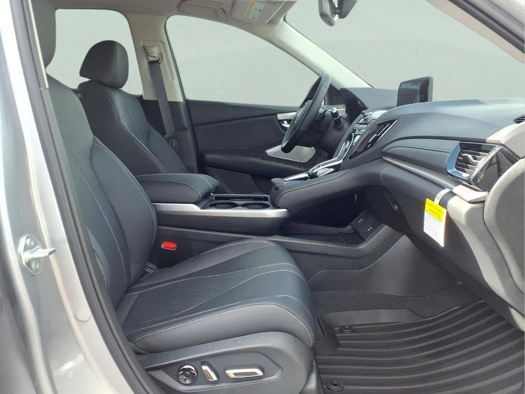 New 2026 Solar Silver Metallic Acura Technology image 13
