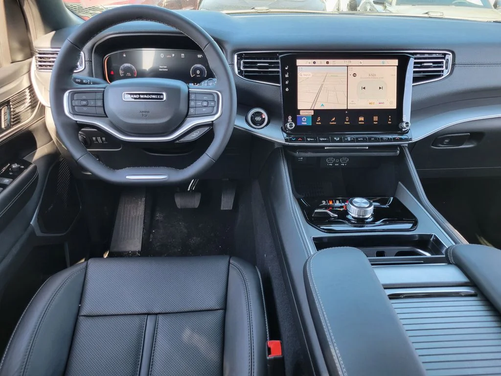 2026 Jeep Grand Wagoneer photo 3