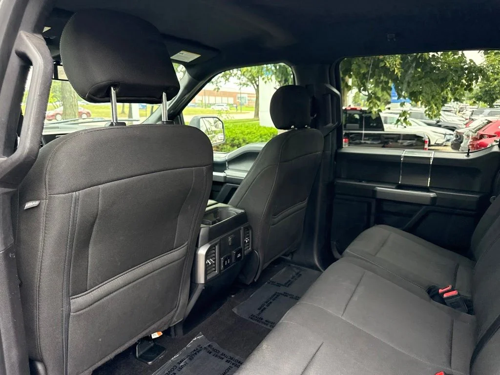 Used 2019 Gray Ford XLT image 13