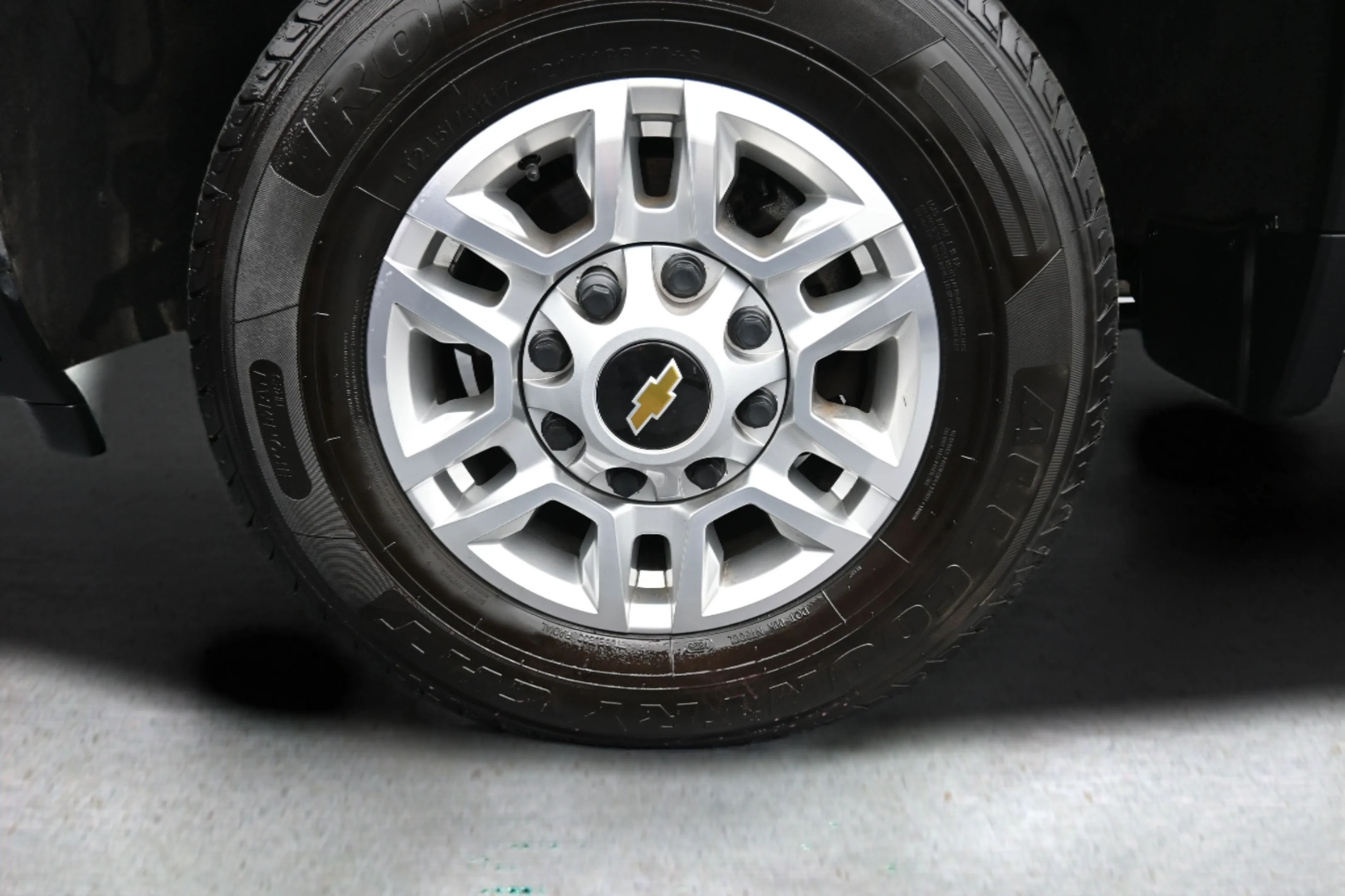 Used 2026 Sterling Gray Metallic Chevrolet LT image 24