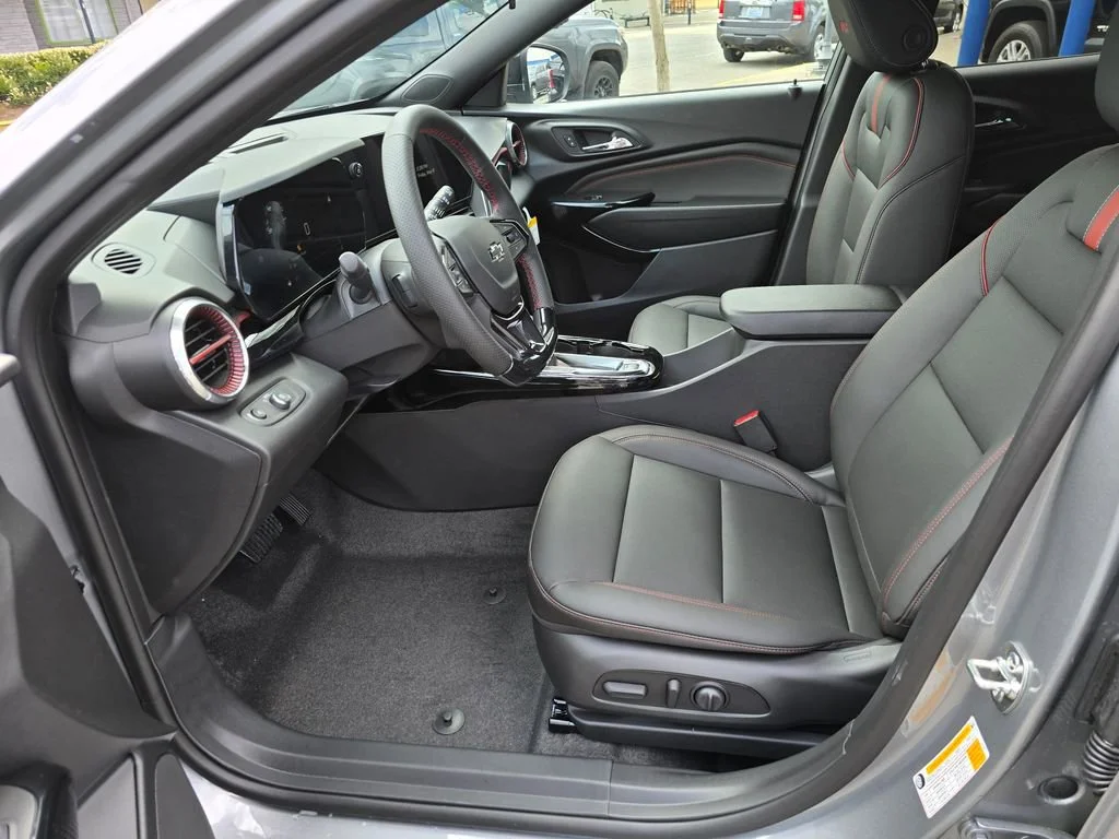 2026 Chevrolet Trax RS - Photo 22