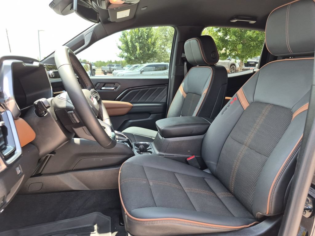 Used 2025 Onyx Black GMC AT4 image 23