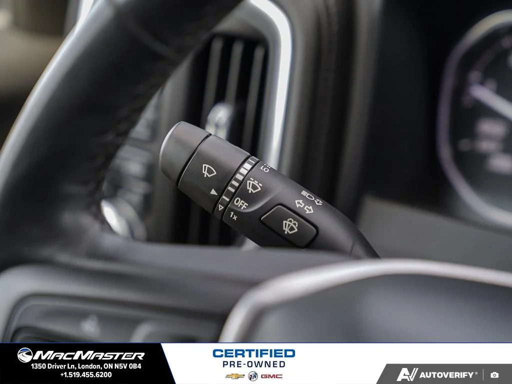 Used 2022  GMC Elevation image 19