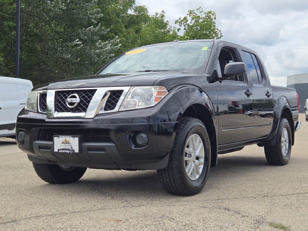 Used 2015 Black Nissan SV image 5
