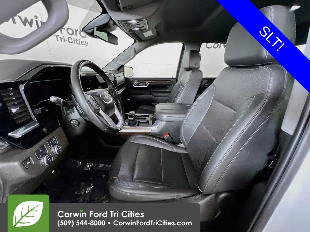Used 2023 Summit White GMC SLT image 24