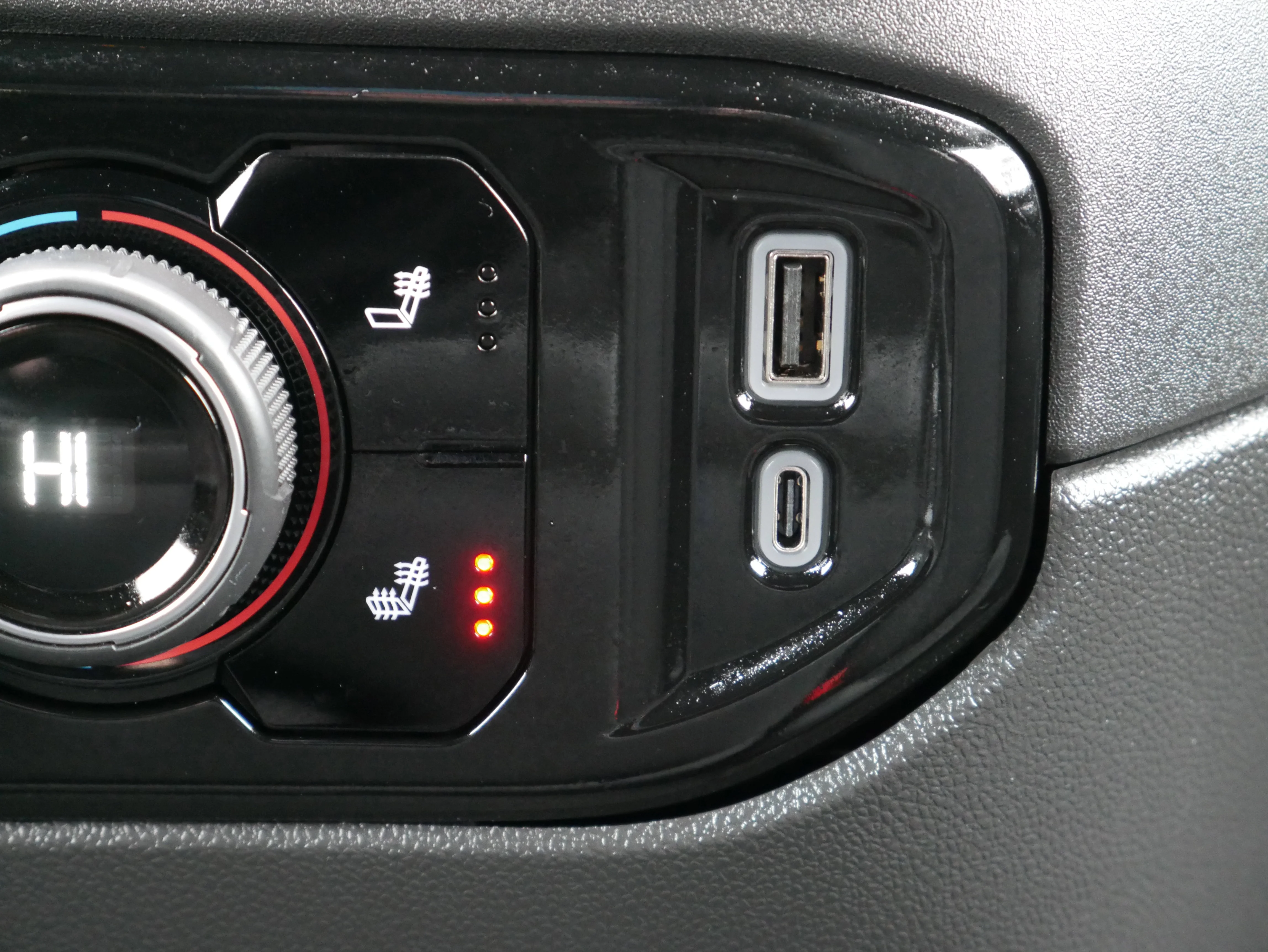 2023 Chevrolet Silverado 1500 LT - Photo 23
