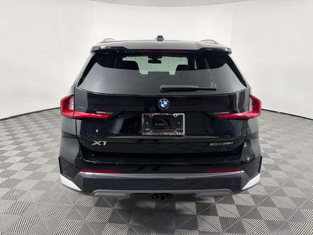 2026 BMW X1 28i - Photo 6