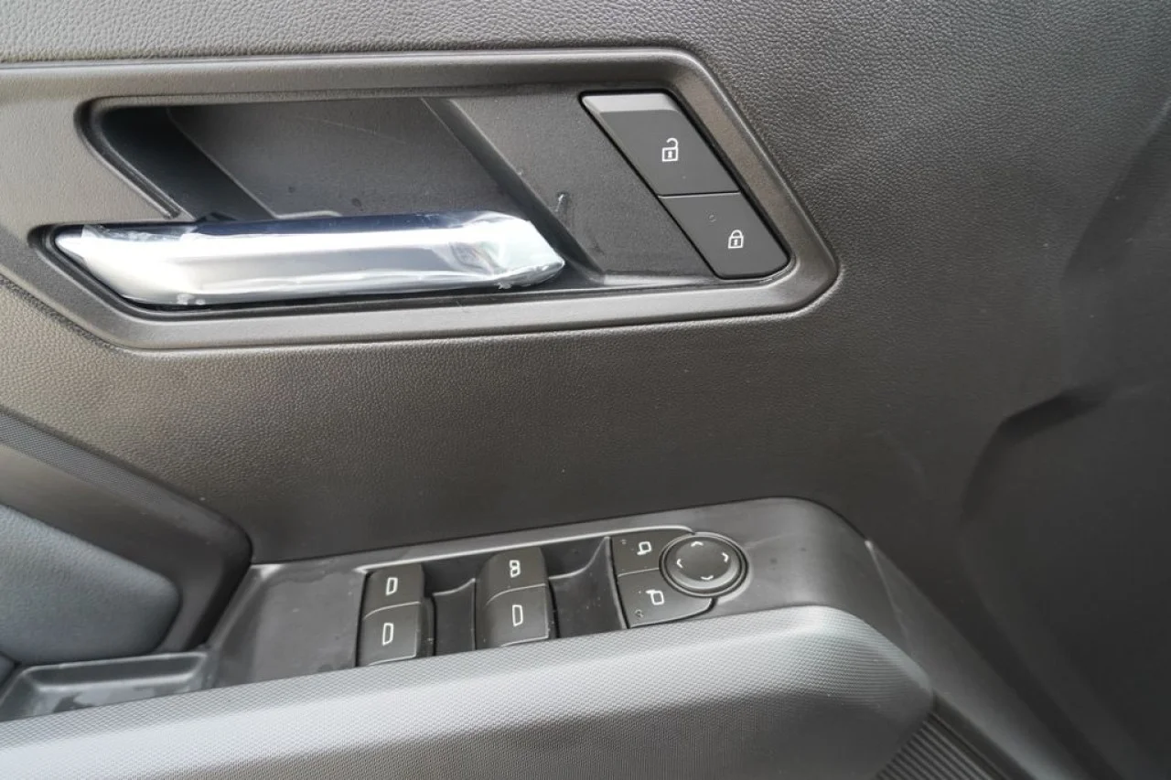 2026 Chevrolet Colorado LT - Photo 18