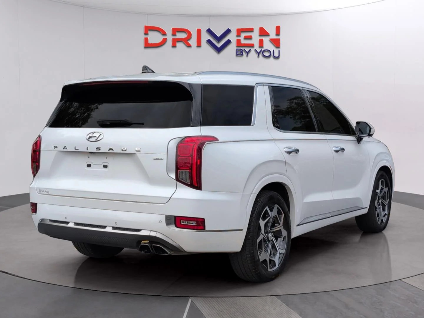 Used 2022 Hyper White Hyundai Calligraphy image 5