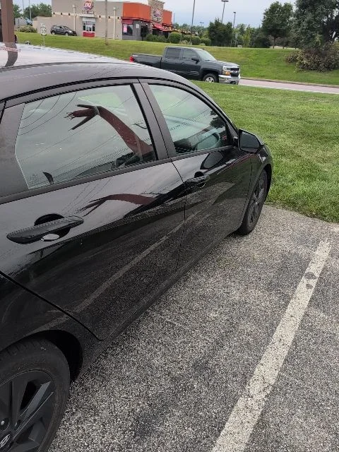 Used 2022 Black Hyundai SEL image 7