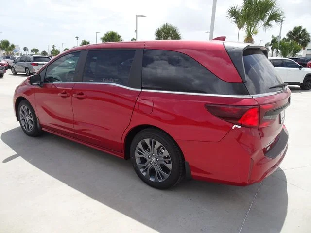 New 2027 Radiant Red Metallic II Honda Touring image 6