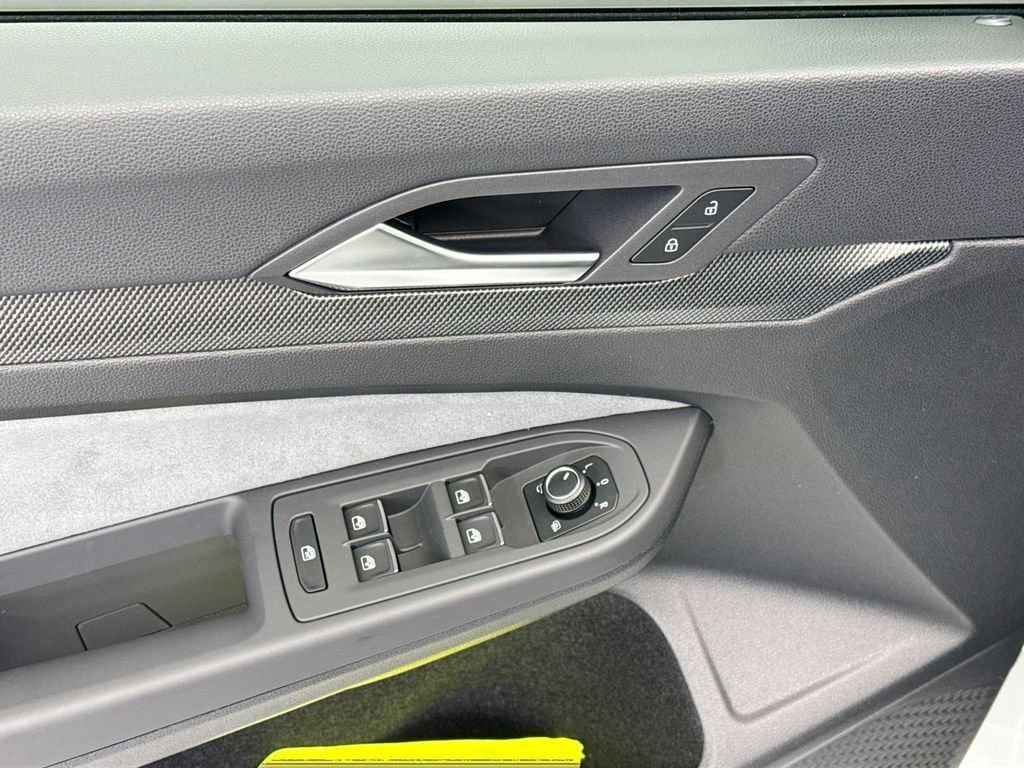 New 2026 Pure White Volkswagen Base image 22