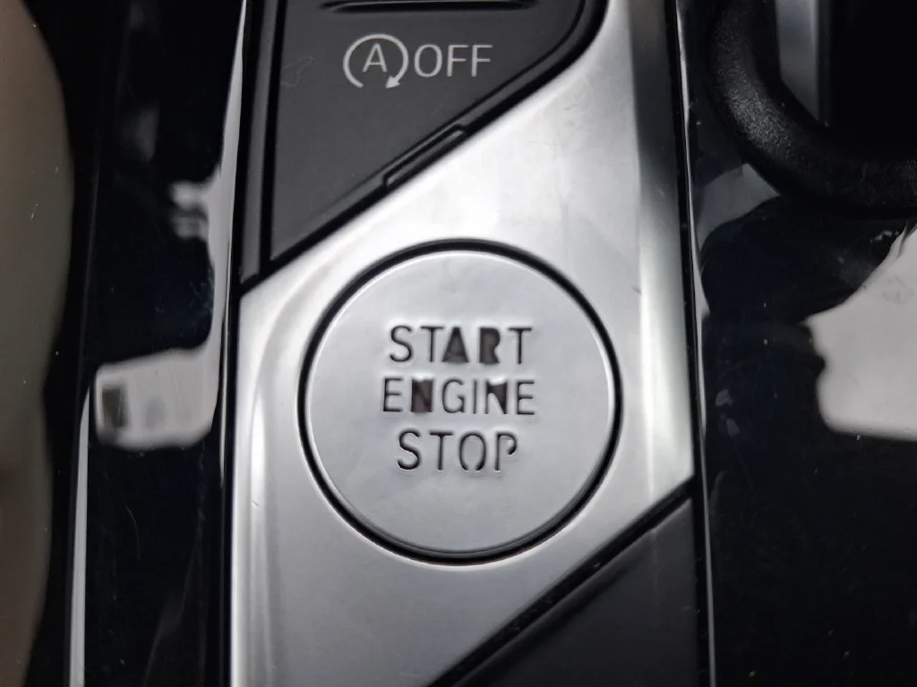 Used 2022 Dark Graphite BMW xDrive30i image 35