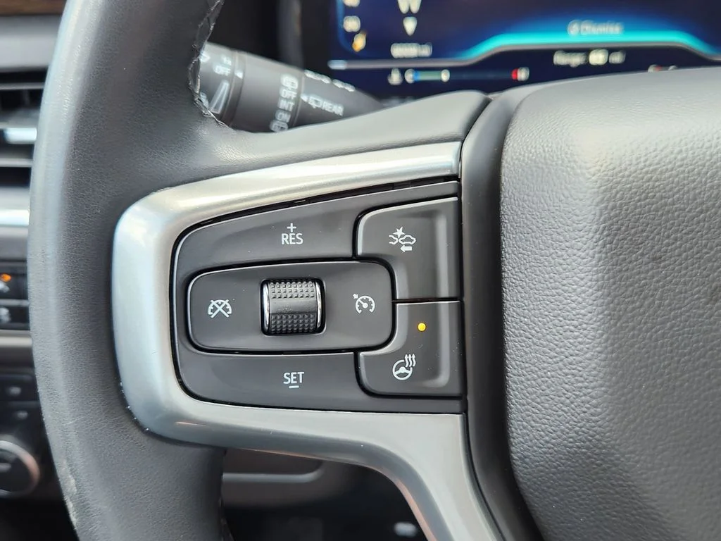 Used 2023 Sterling Gray Metallic Chevrolet Premier image 20