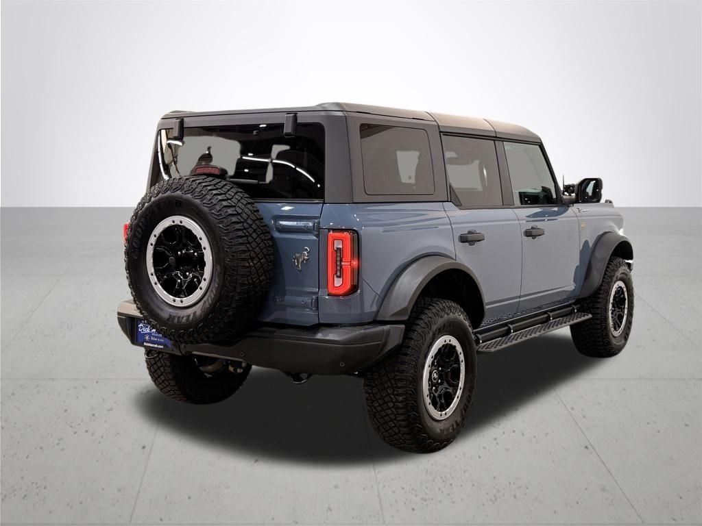 Used 2023 Gray Ford Badlands image 11