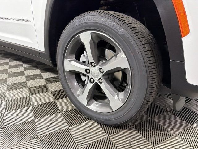 New 2026 White Jeep Limited image 2