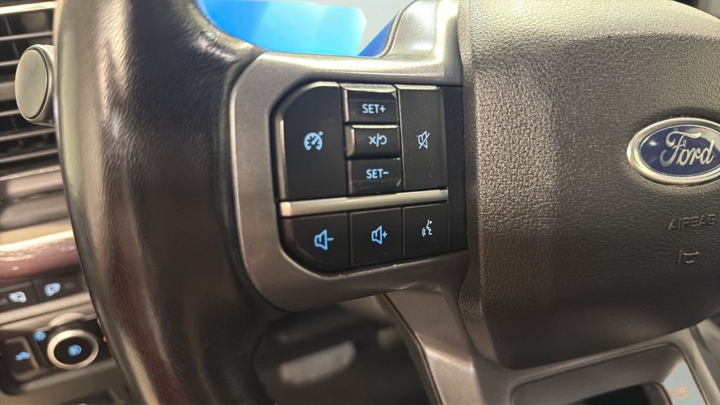 Used 2024 Gray Ford Lariat image 19