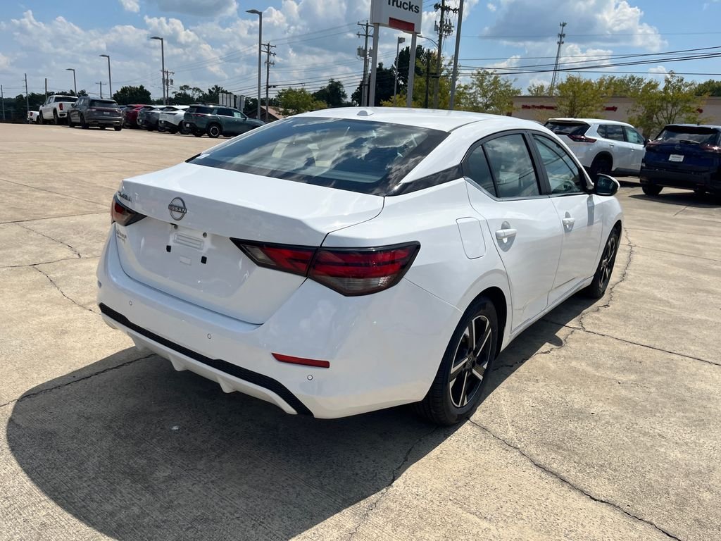 Used 2025 White Nissan SV image 5